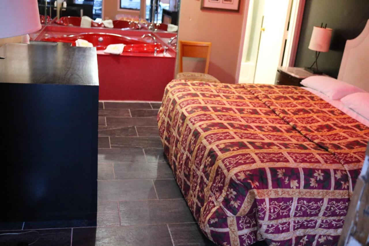 Miami Inn&Suites Oak Lawn Bagian luar foto