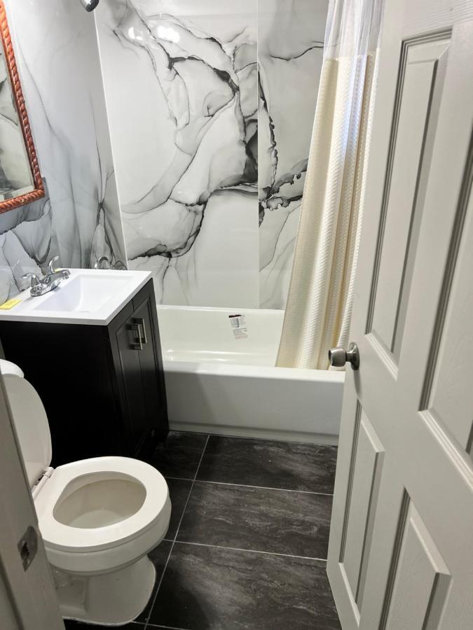 Miami Inn&Suites Oak Lawn Bagian luar foto