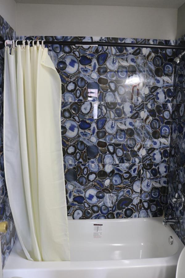 Miami Inn&Suites Oak Lawn Bagian luar foto