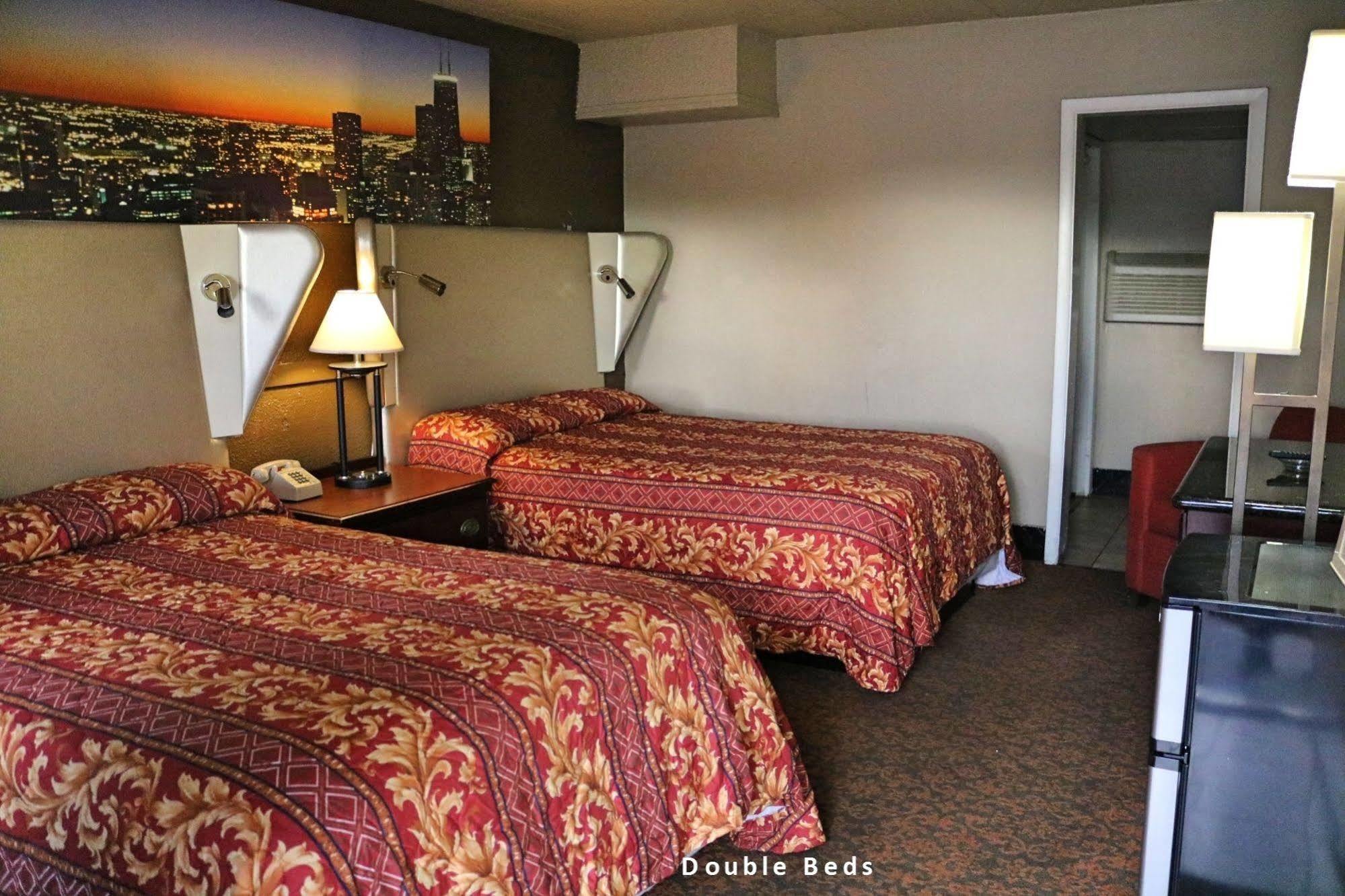 Miami Inn&Suites Oak Lawn Bagian luar foto